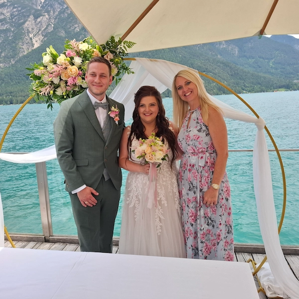 freie-trauung-direkt-am-achensee Freie Trauung direkt am Ufer des Achensees.